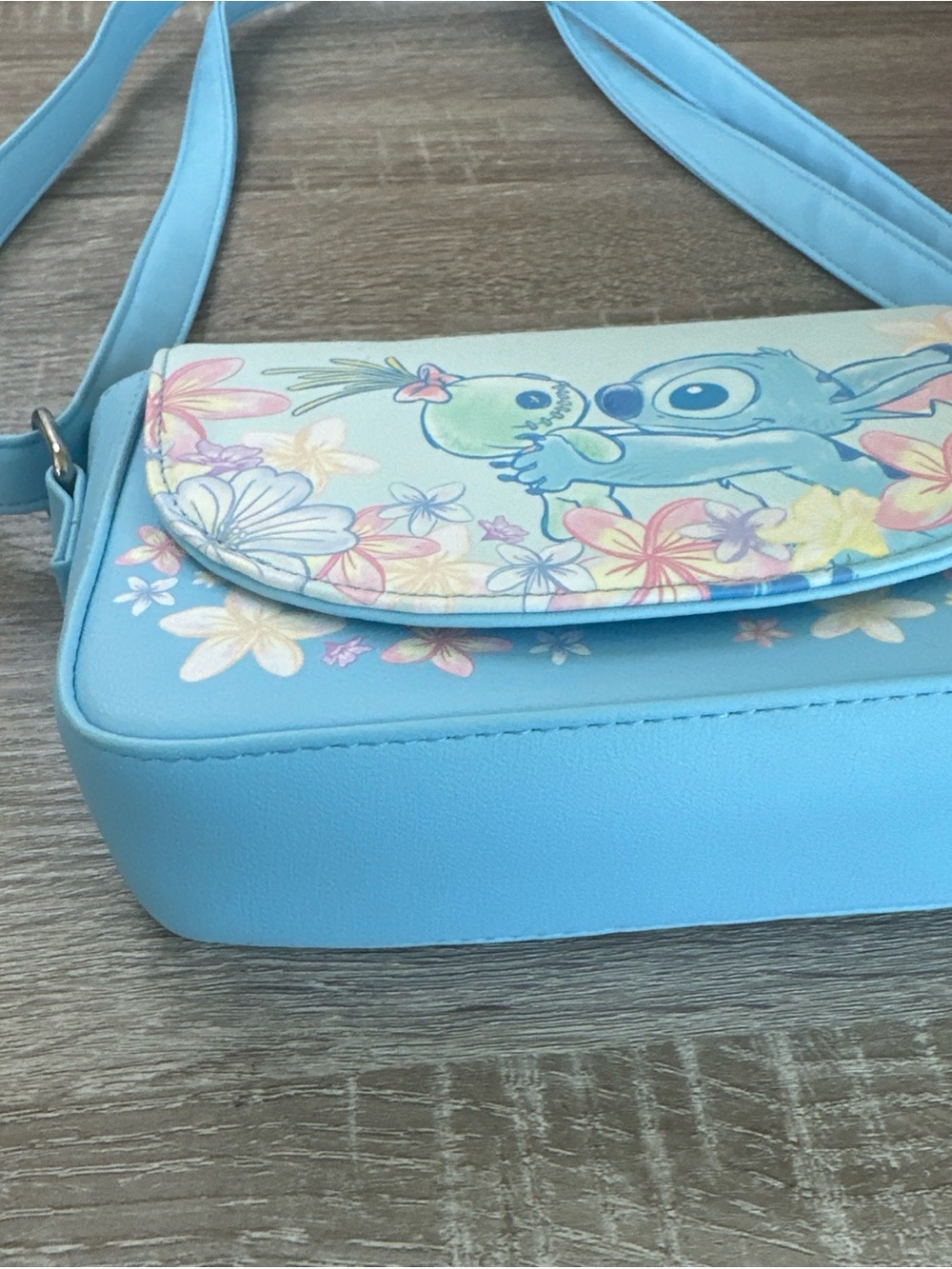 Loungefly Disney Stitch & Scrump Flowers Crossbody Bag - Picture 3 of 10